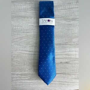 Tayion Collection Men's Blue & White Dot Pattern Tie